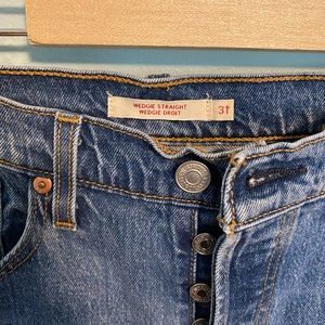 LEVI’S blue straight wedgie jeans